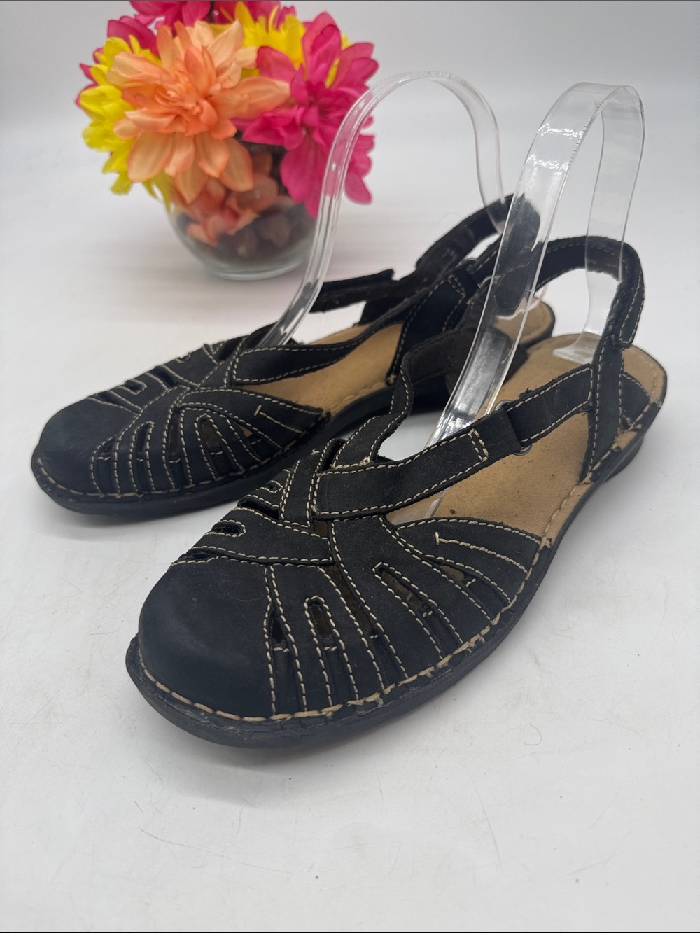 Clarks Black Women's Slingback Sandals with Contrast Stitching Size 9